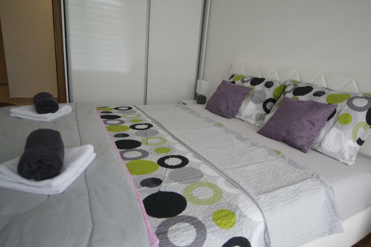 It Apartment เทรบินเย ภายนอก รูปภาพ