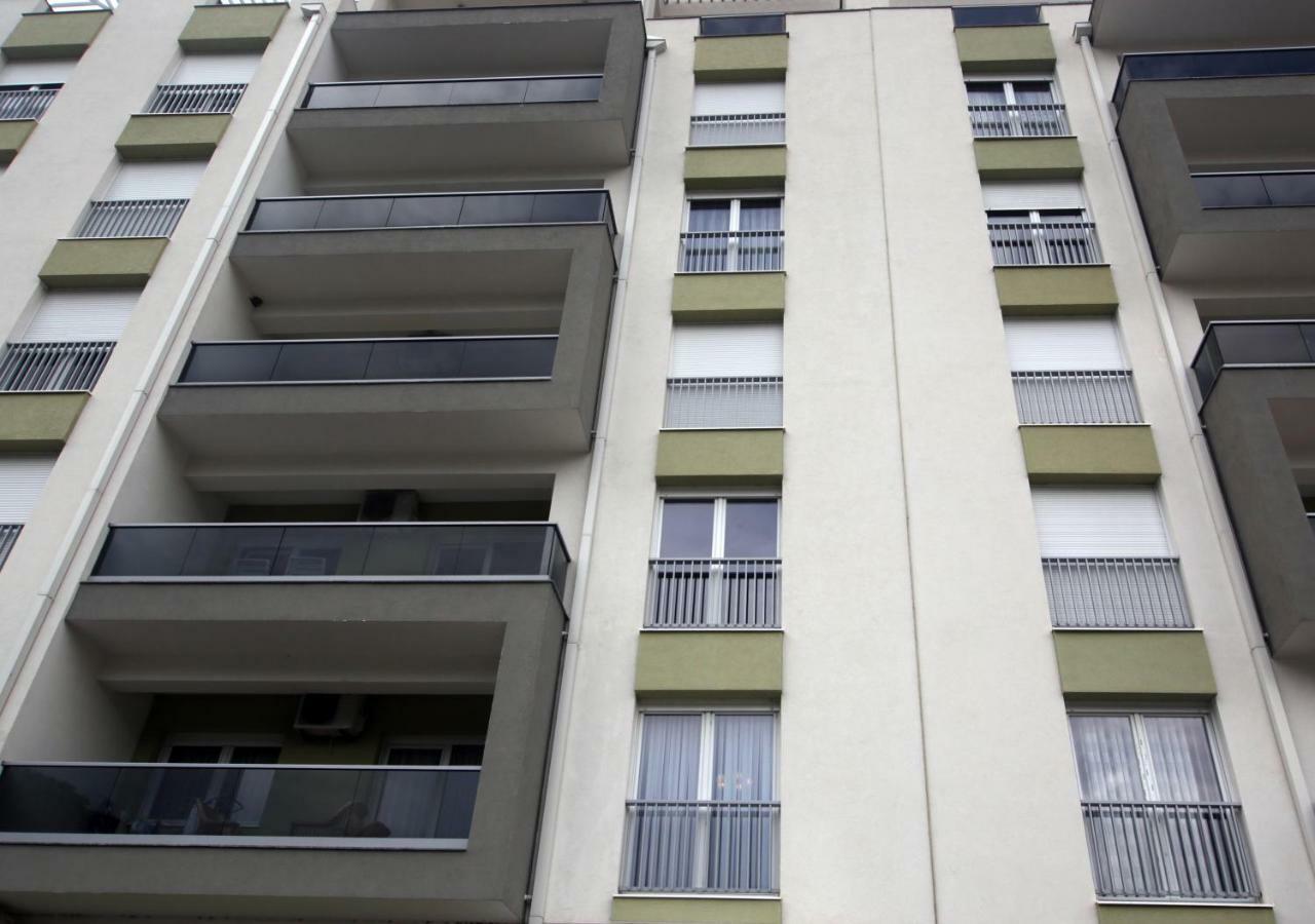 It Apartment เทรบินเย ภายนอก รูปภาพ
