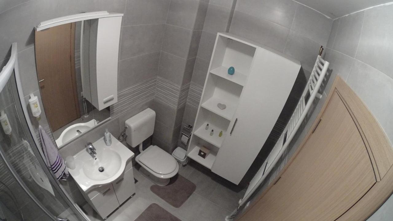 It Apartment เทรบินเย ภายนอก รูปภาพ