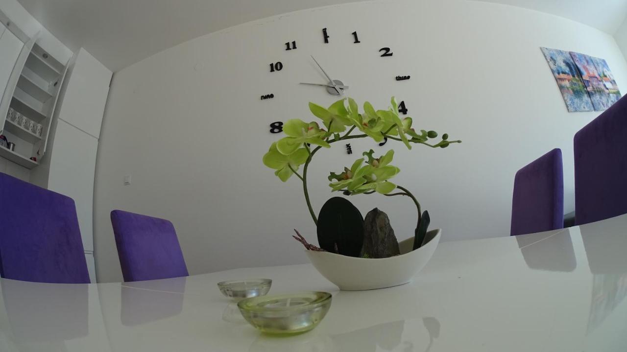 It Apartment เทรบินเย ภายนอก รูปภาพ